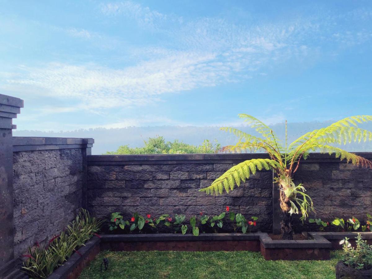 Buyan Lodge Lake View Villa Bedugul  Exteriör bild